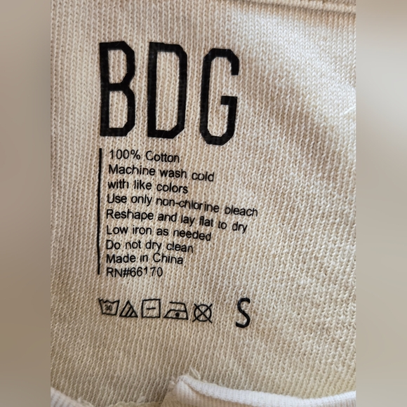 BDG | Cream Button-Detail Crop Top, Size S - Picture 7 of 7